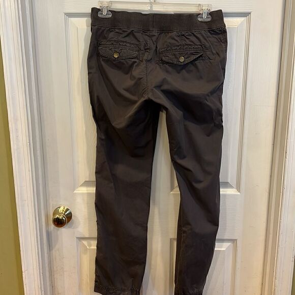 Old Navy women’s size small Maternity gunmetal gray pants Stretchy waist - Picture 7 of 11